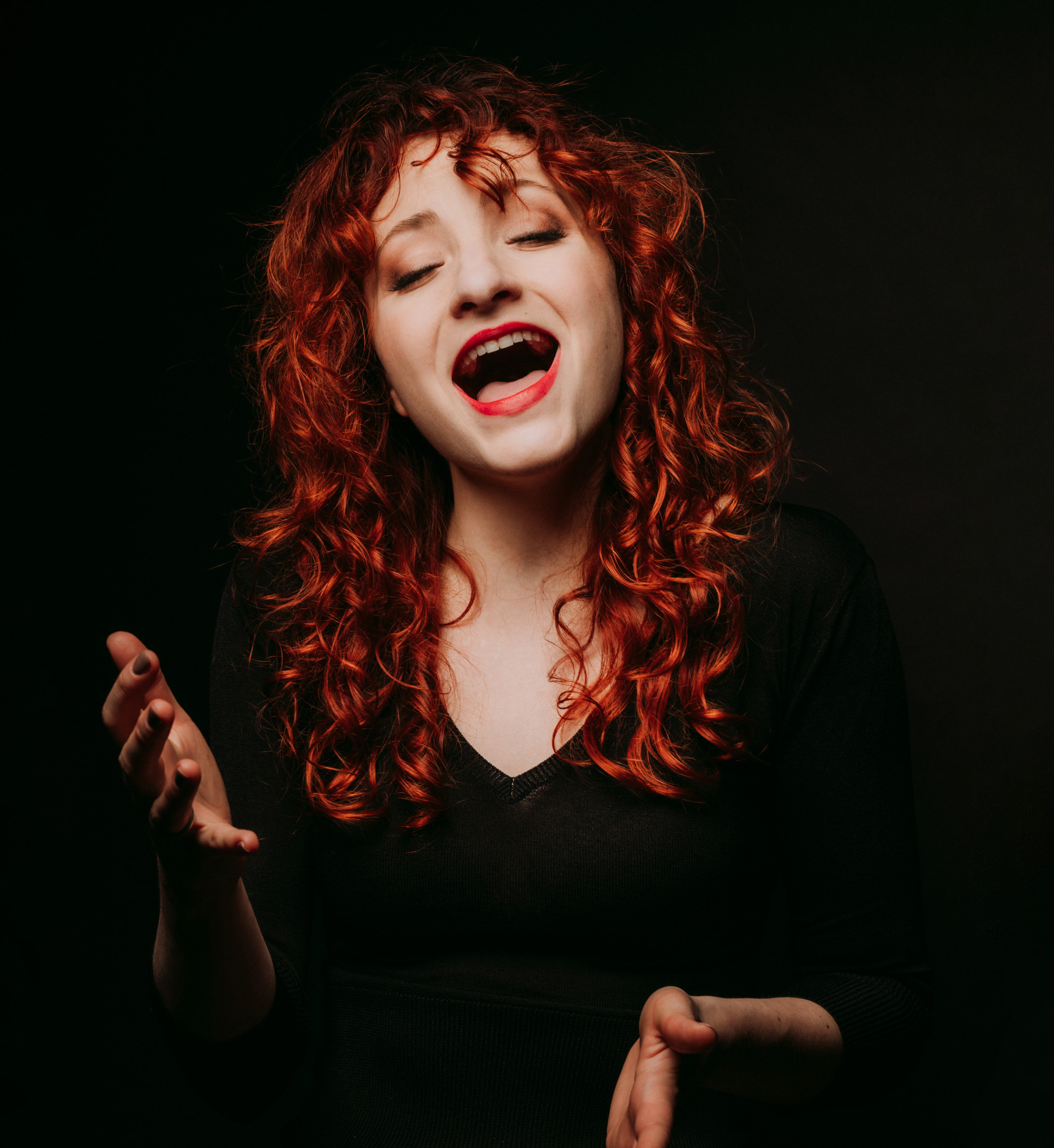 Professional Singer Aleksandra Vocal Coach singing in London.